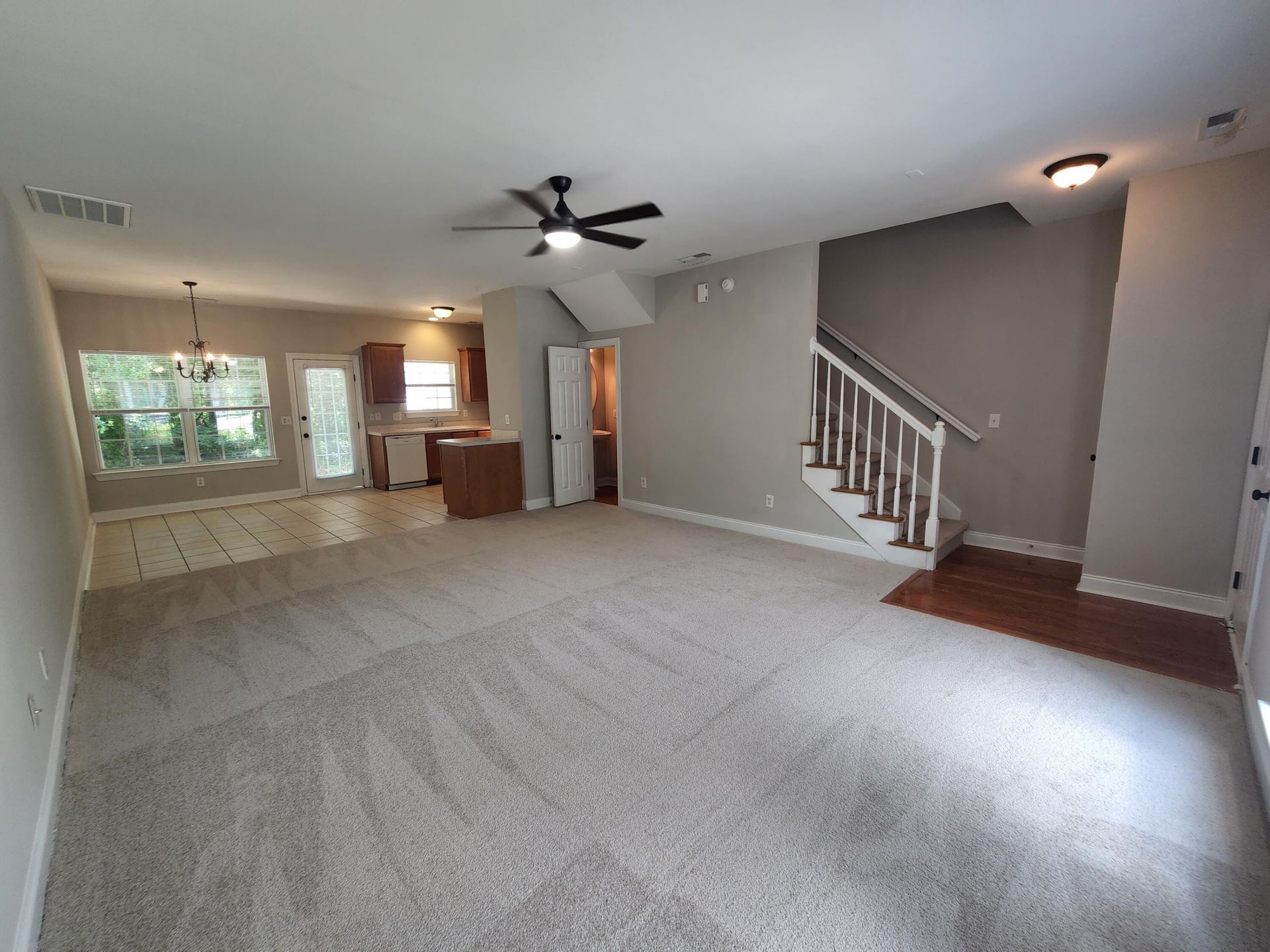 111 Walden Ridge Way Photo 4