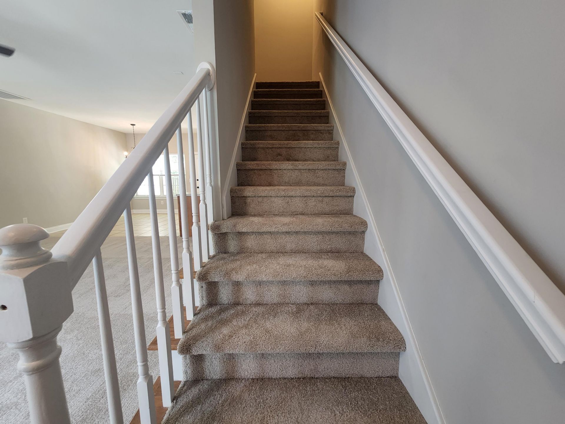 111 Walden Ridge Way Photo 9