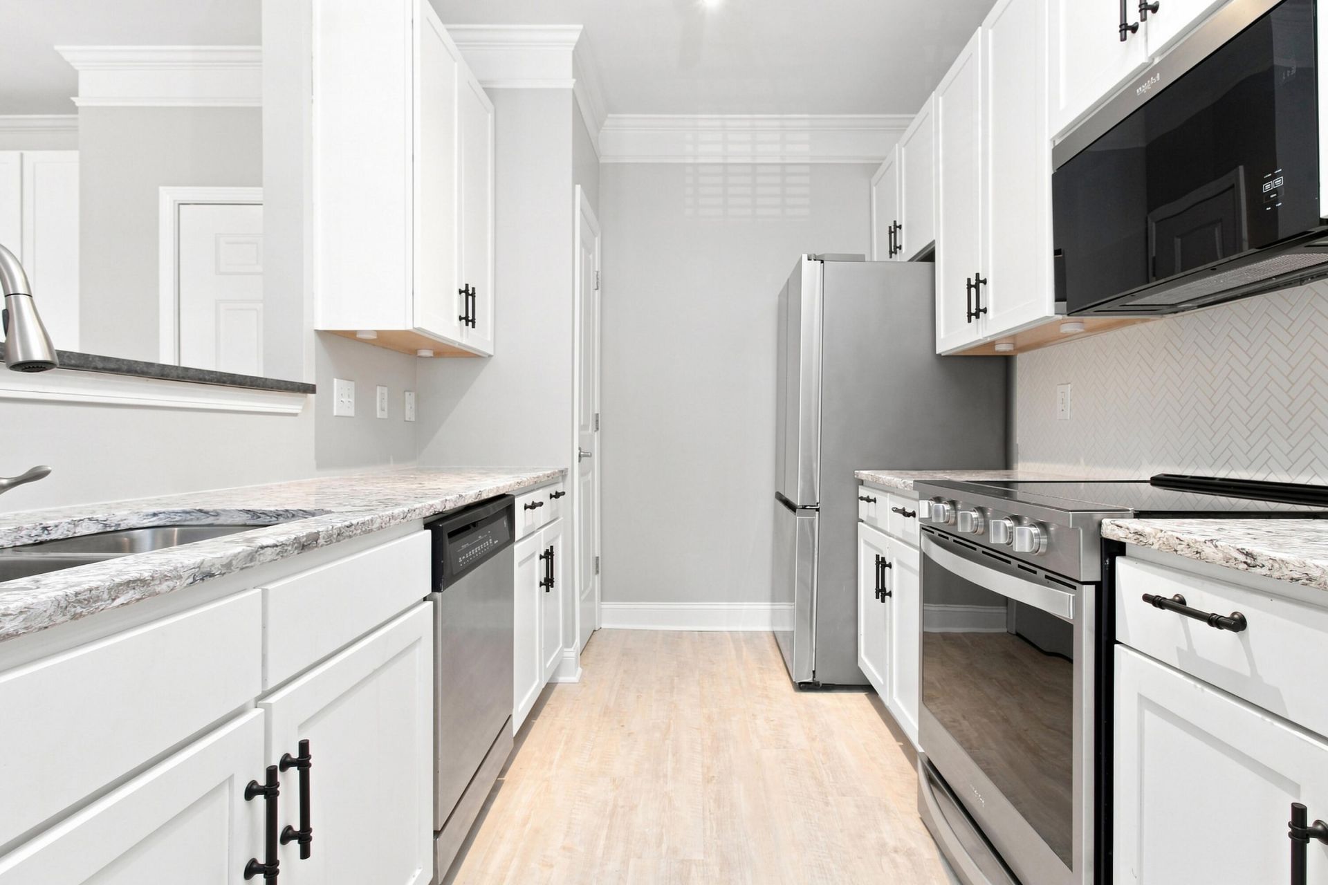1755 Central Park Road Photo 9