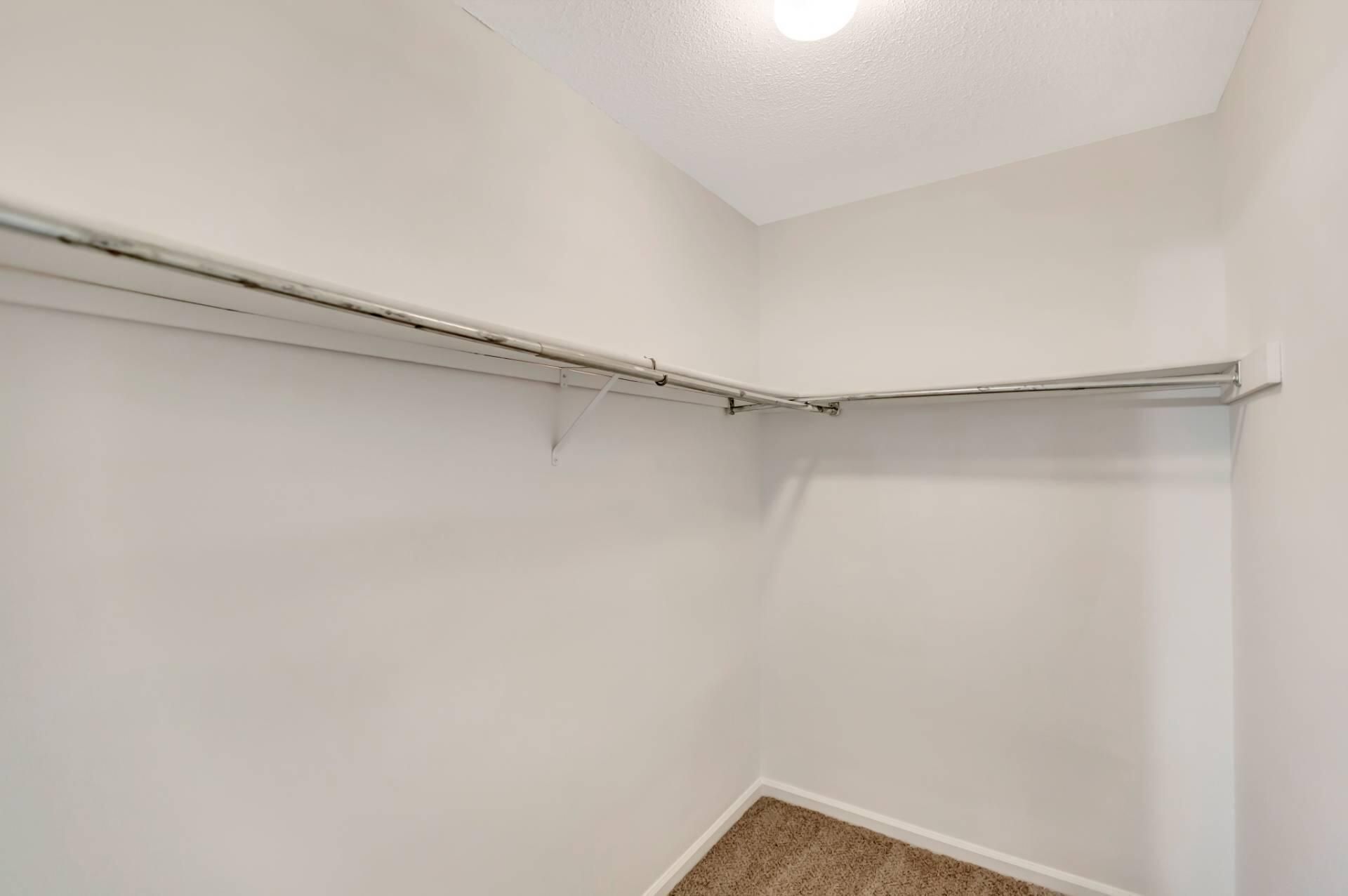 593 Travelers Boulevard Photo 26