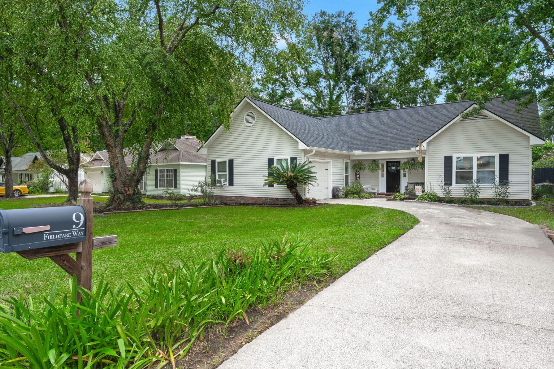 9 Fieldfare Way Photo 35