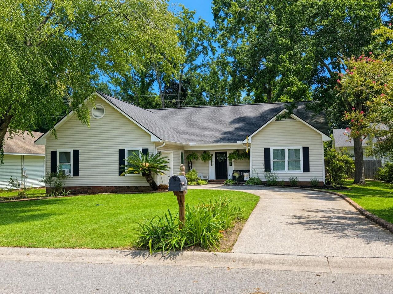 9 Fieldfare Way Photo 36