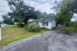103 E Elmwood Street photo 4