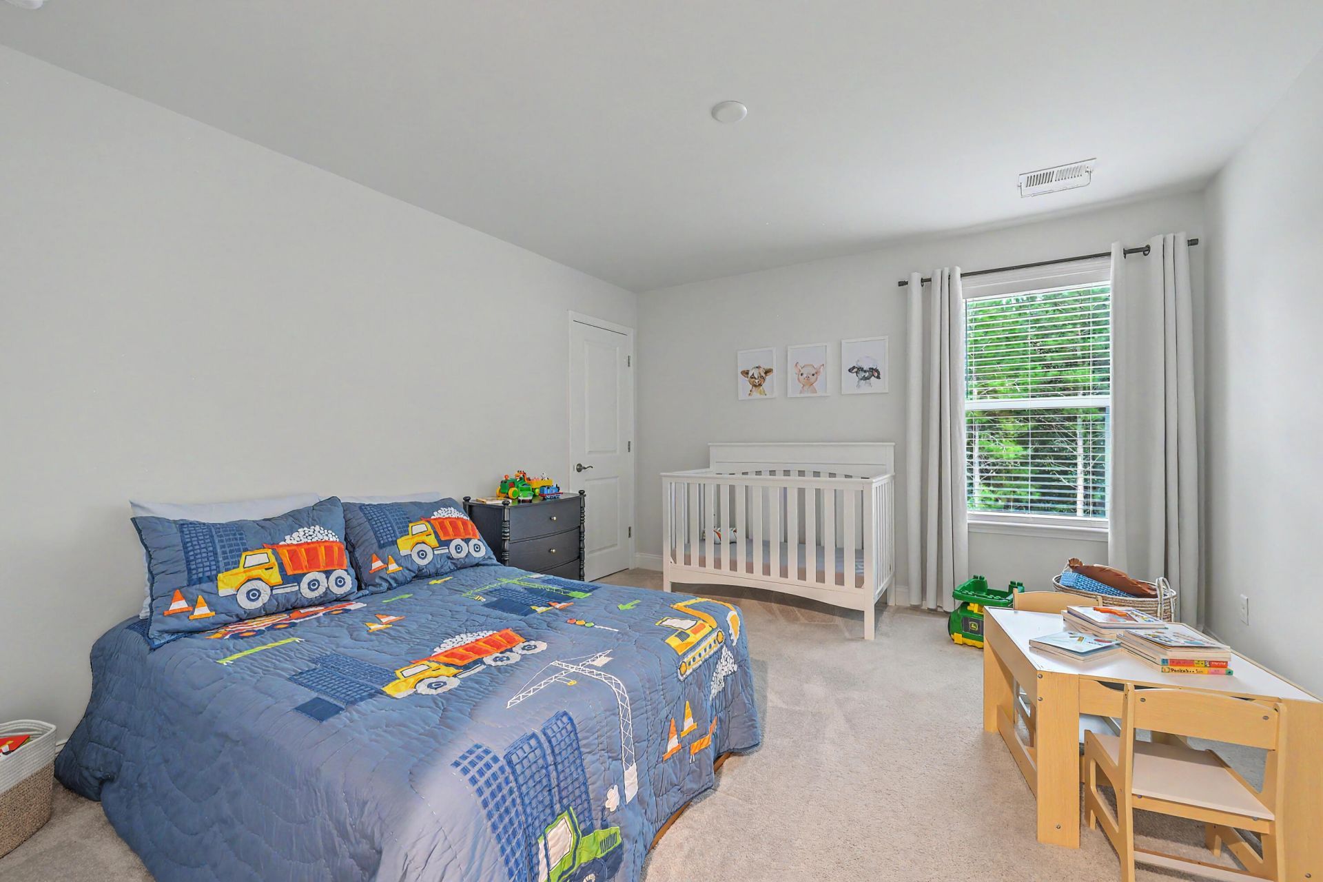 8020 Cheverie Court Photo 38