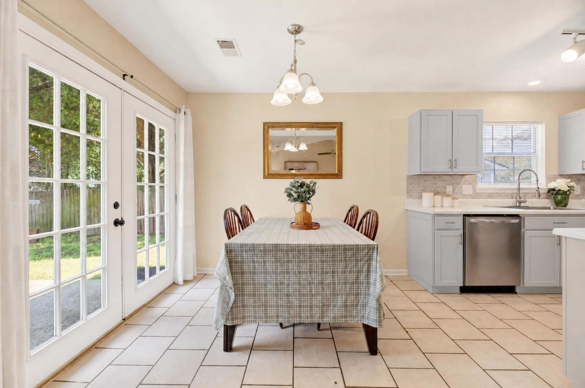 110 Persimmon Circle Photo 19