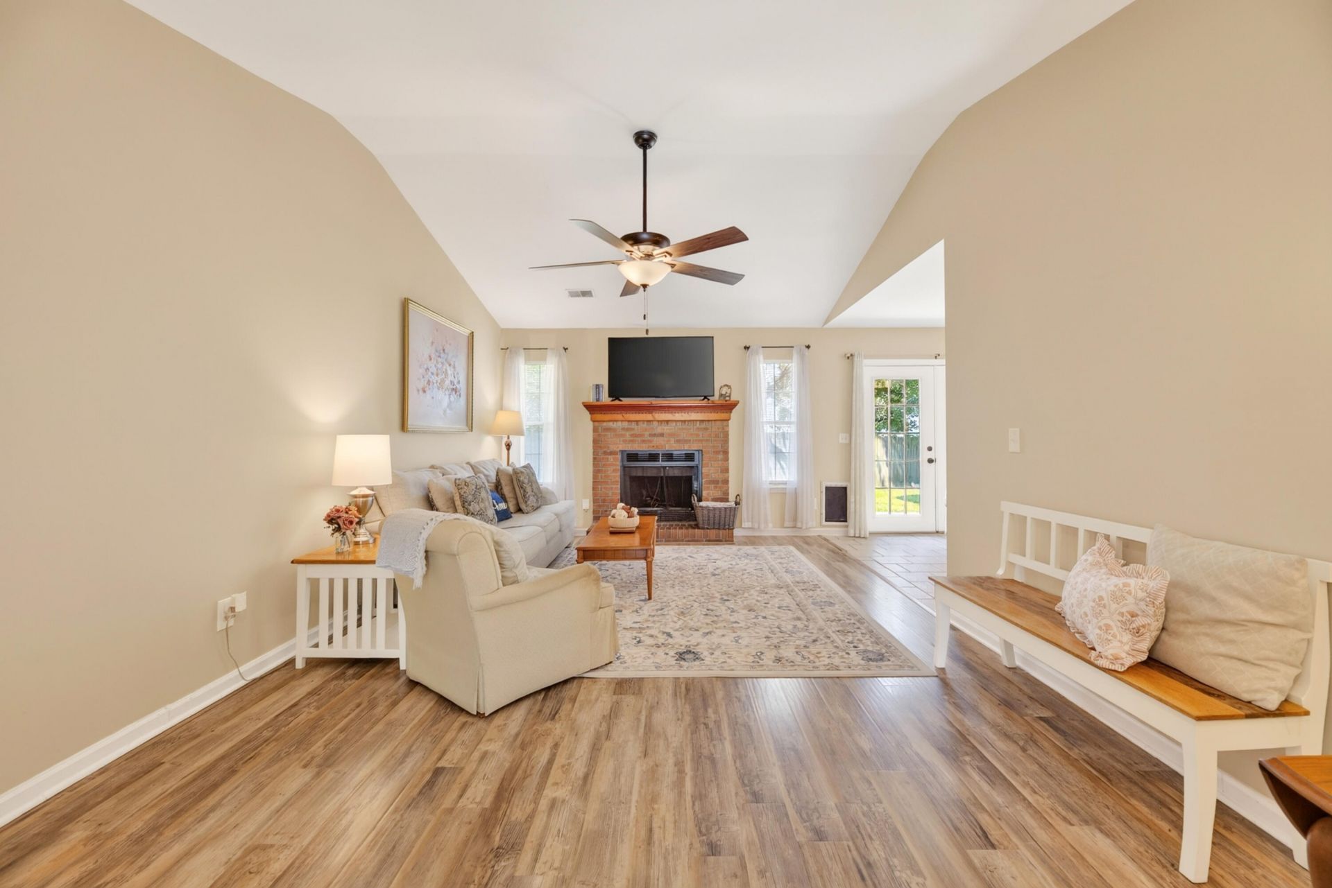 110 Persimmon Circle Photo 5