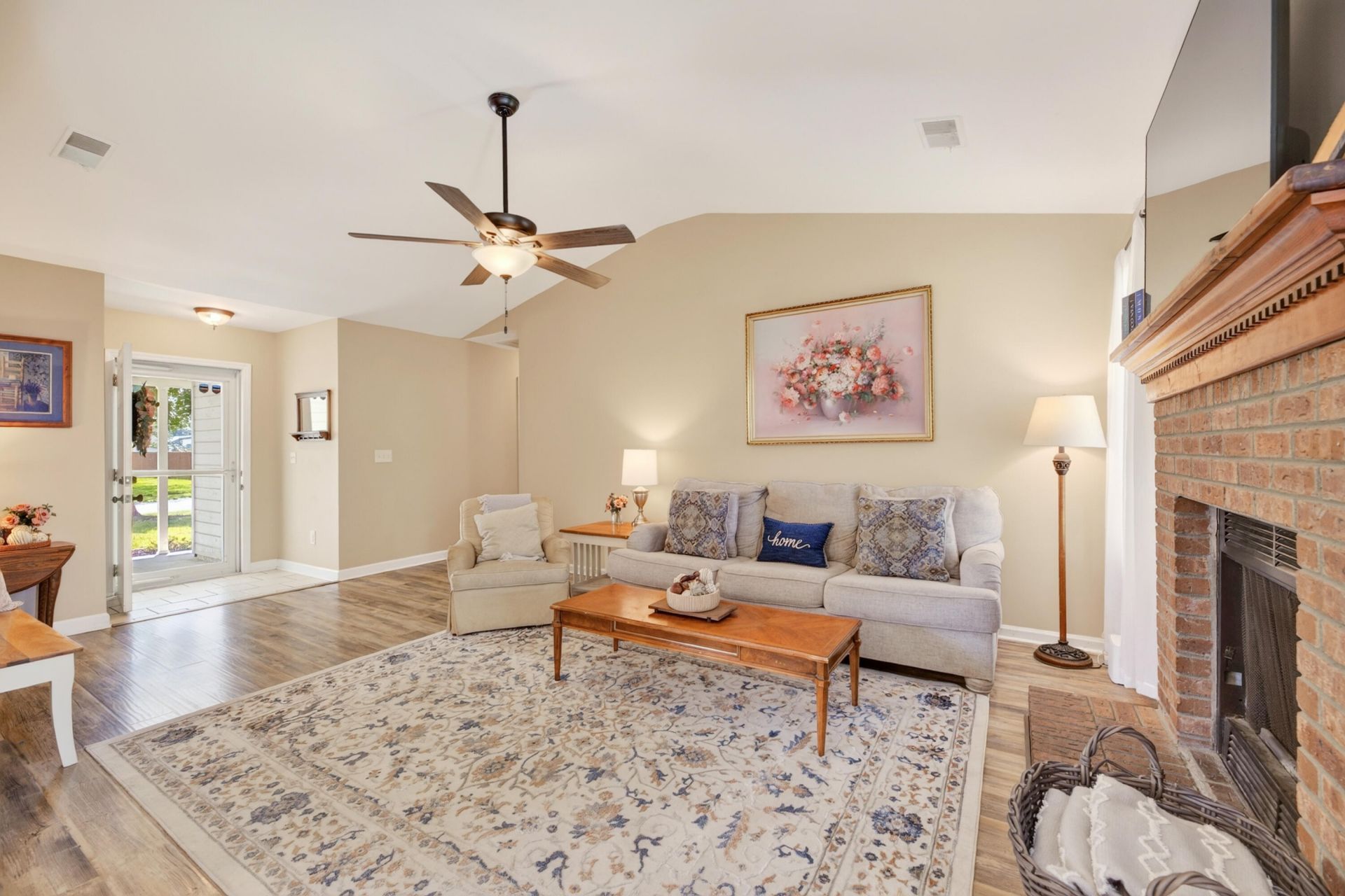 110 Persimmon Circle Photo 7