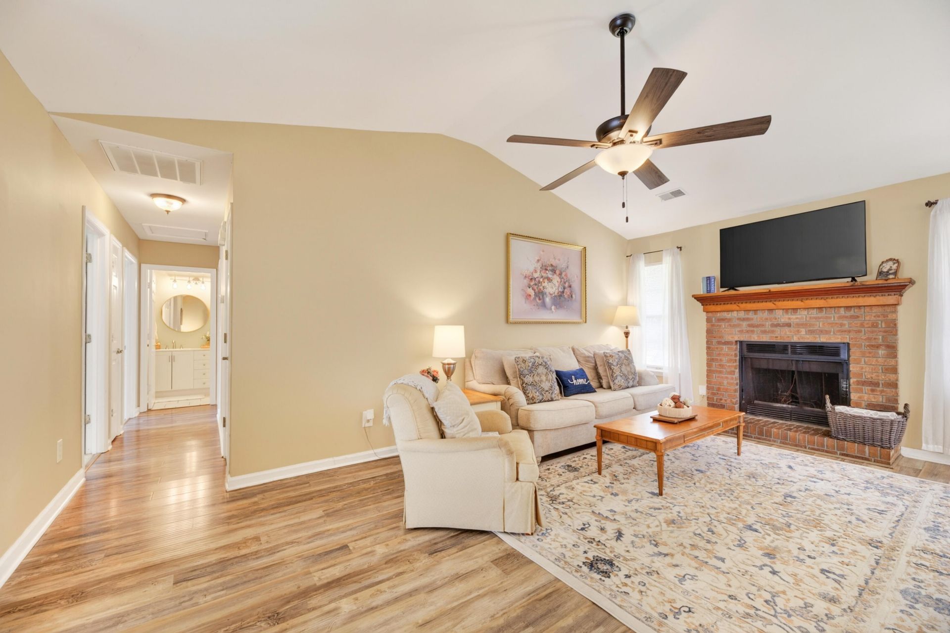 110 Persimmon Circle Photo 9