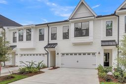 112 Dahlberg Street photo 4