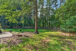 110 Kings Court photo 4