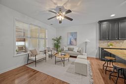 2971 Treadwell Street photo 4