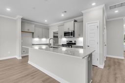 108 Dahlberg Street photo 4