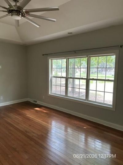 5496 Clearview Drive Photo 9