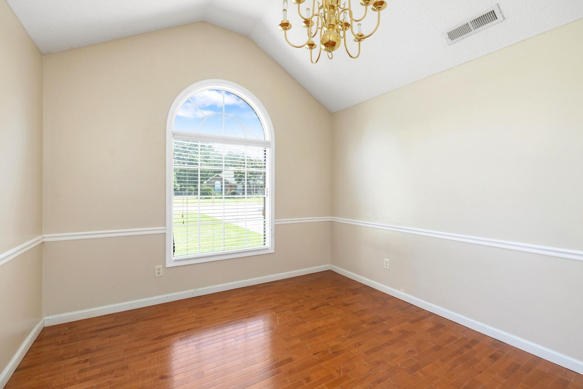 1042 Loblolly Drive Photo 12
