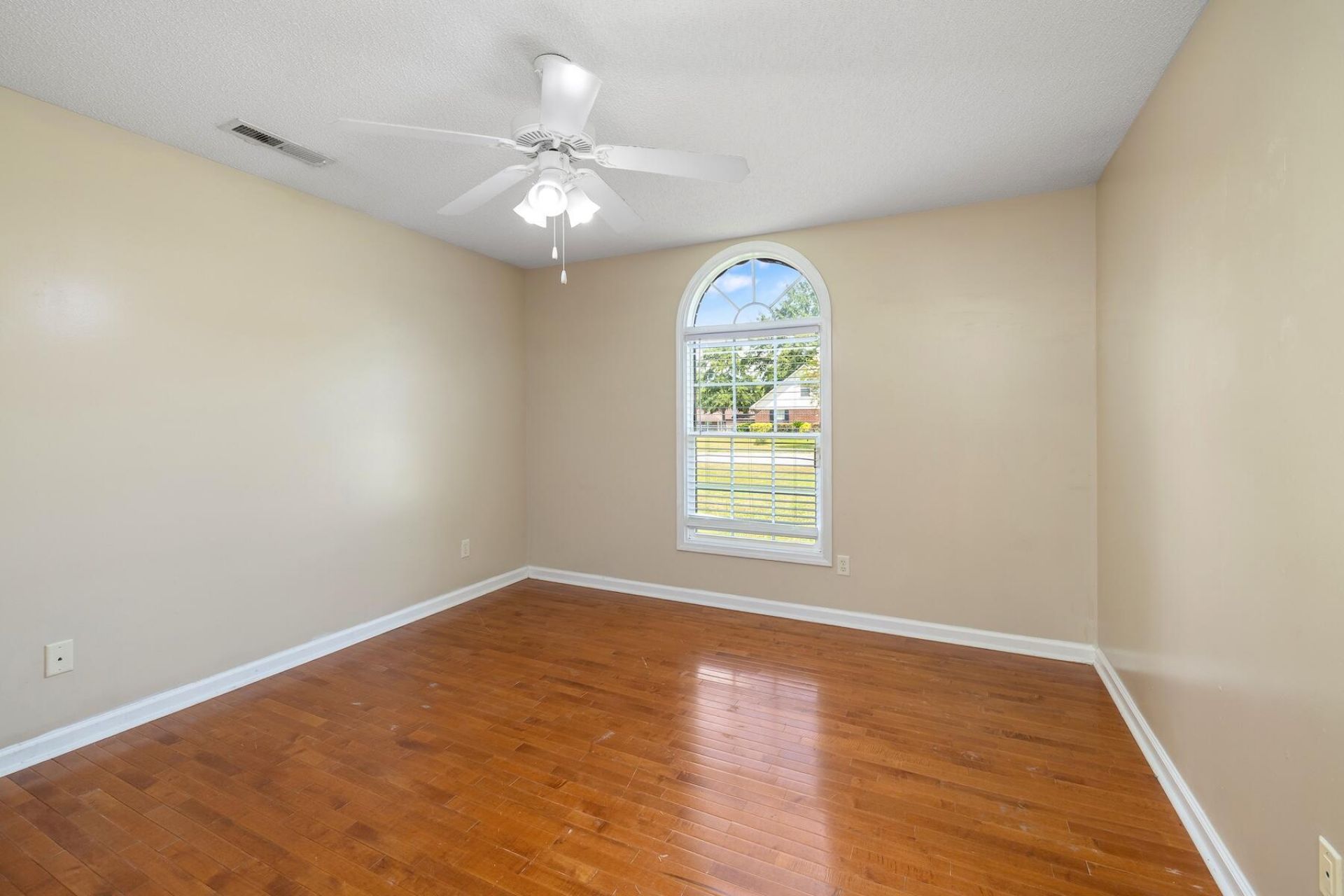 1042 Loblolly Drive Photo 32