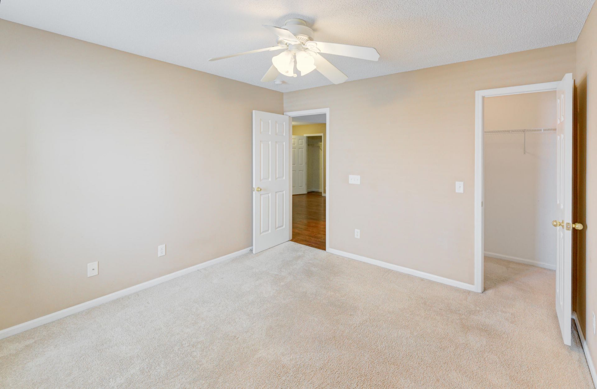 450 Dovetail Circle Photo 30