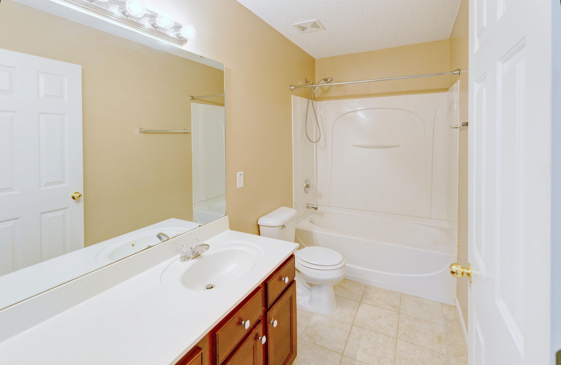 450 Dovetail Circle Photo 33