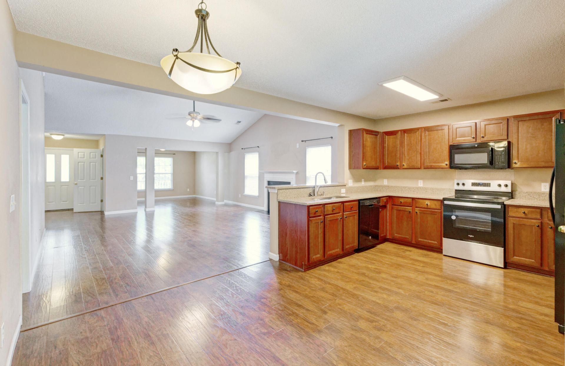 450 Dovetail Circle Photo 7