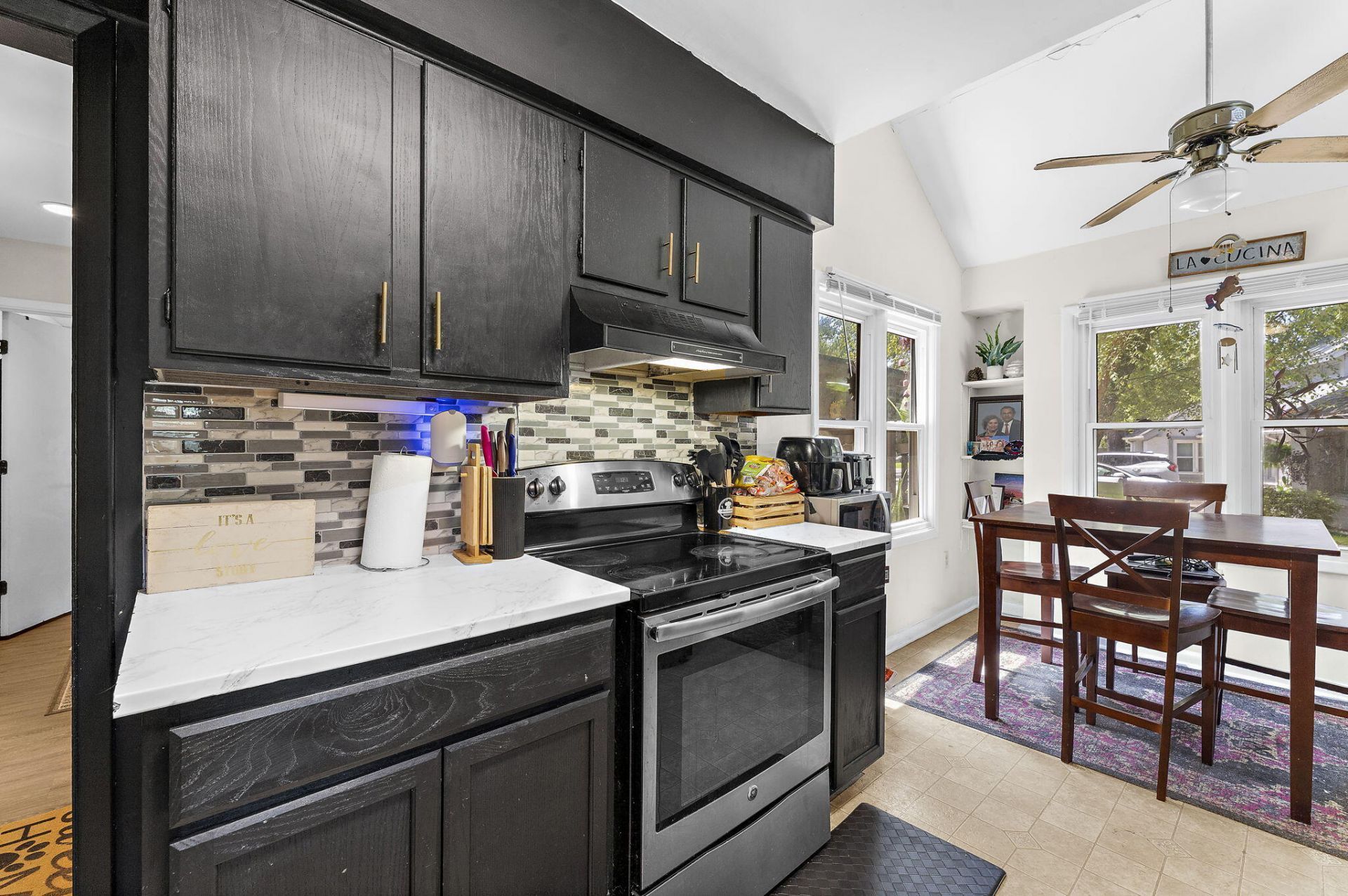 105 Chattum Court Photo 12