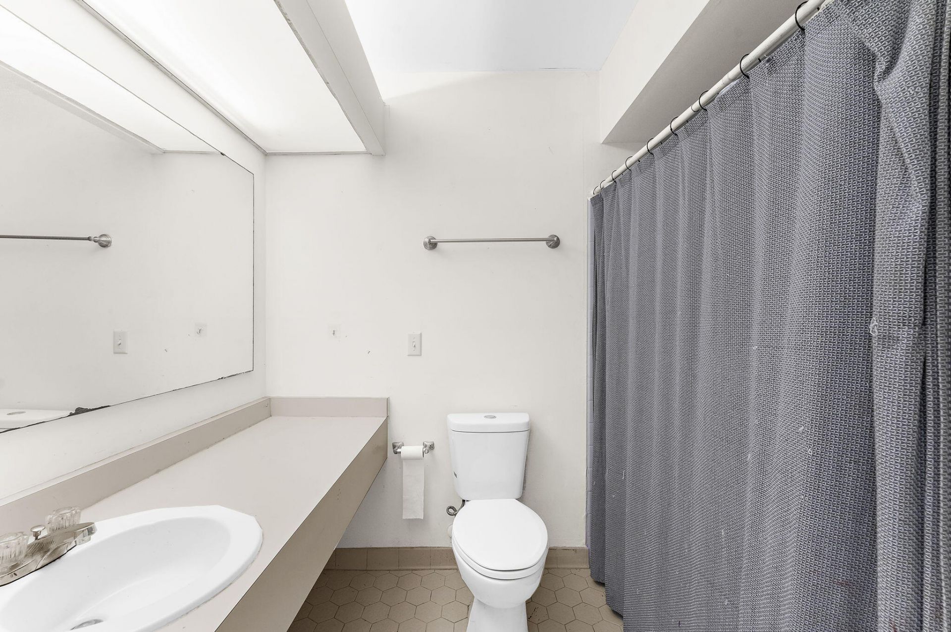 105 Chattum Court Photo 17