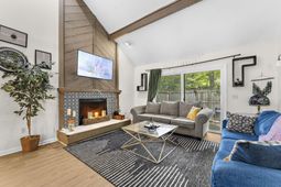 105 Chattum Court photo 4