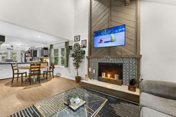 105 Chattum Court photo 4