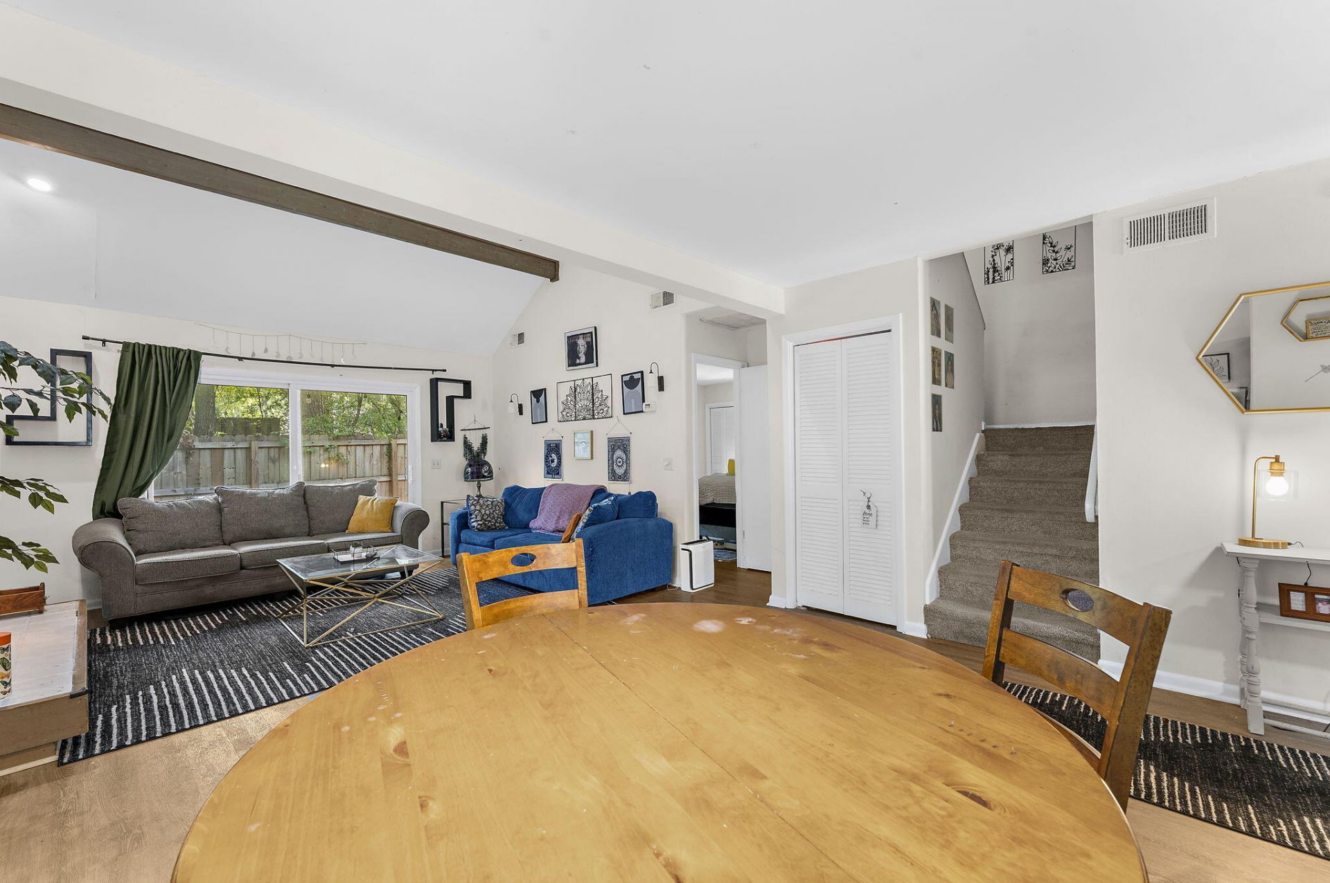 105 Chattum Court Photo 8