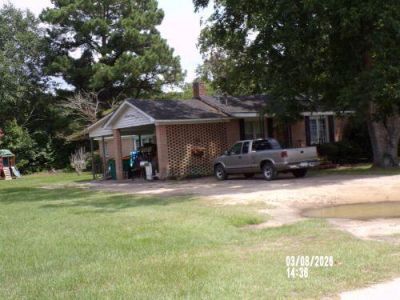 1902 S Church Street, Scranton, SC 29591