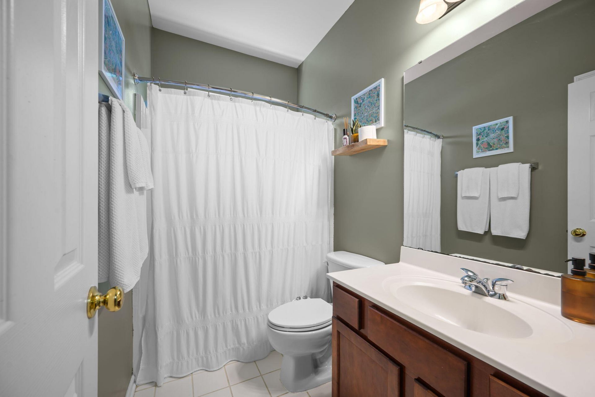 405 Sparkleberry Lane Photo 17