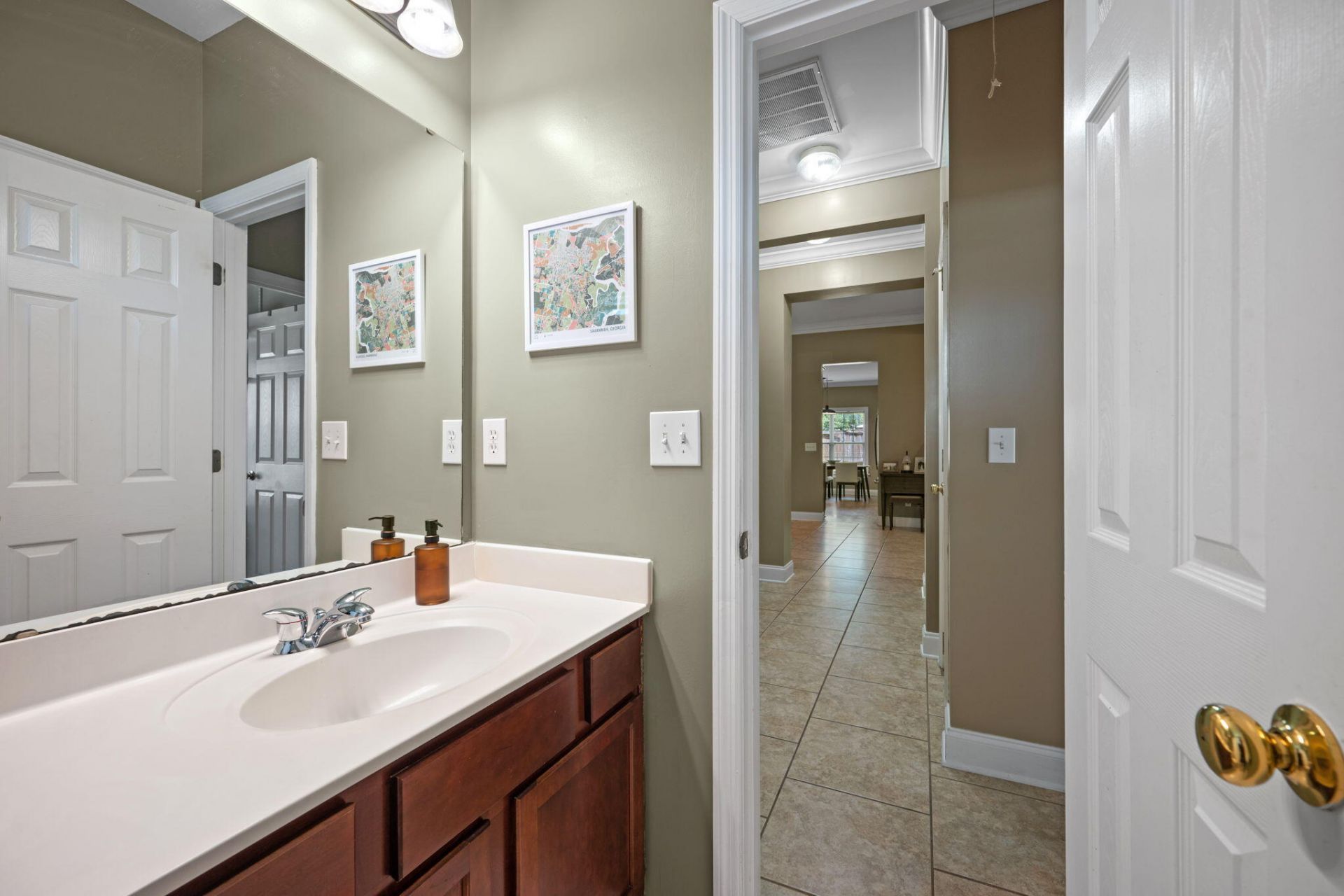 405 Sparkleberry Lane Photo 18