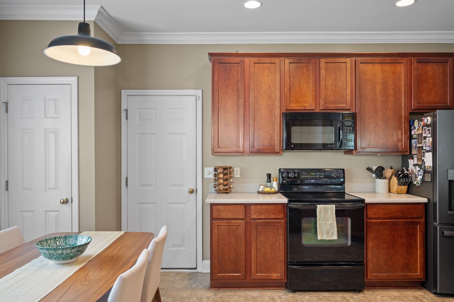 405 Sparkleberry Lane Photo 37