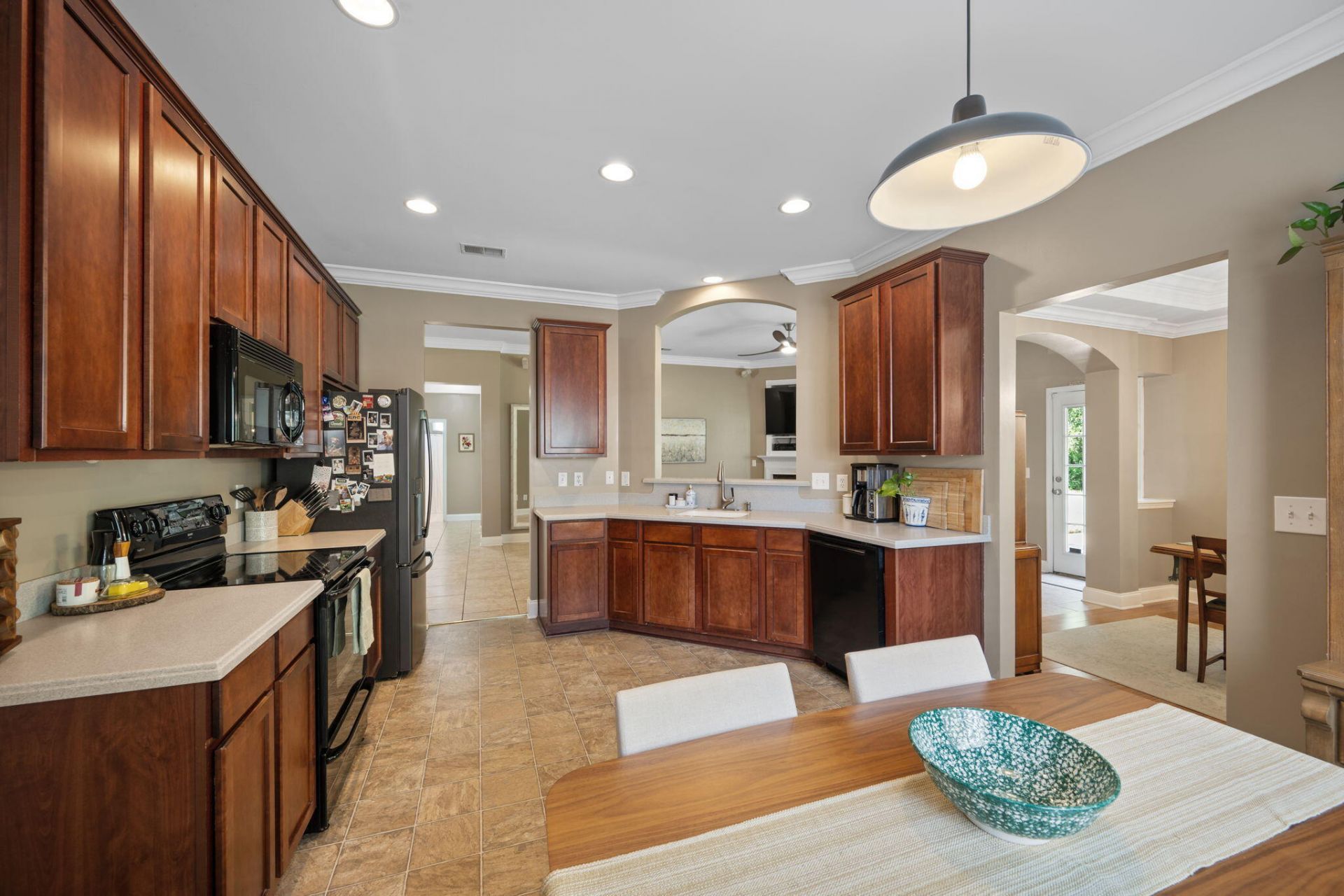 405 Sparkleberry Lane Photo 38