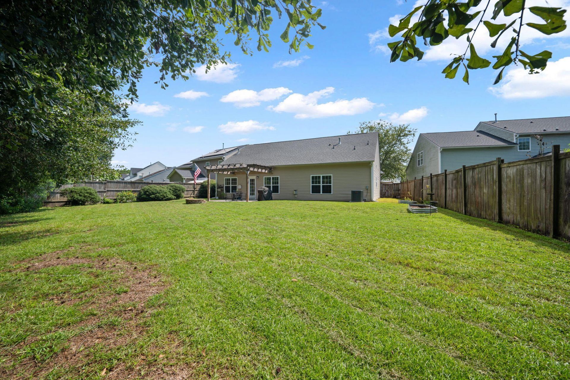 405 Sparkleberry Lane Photo 45