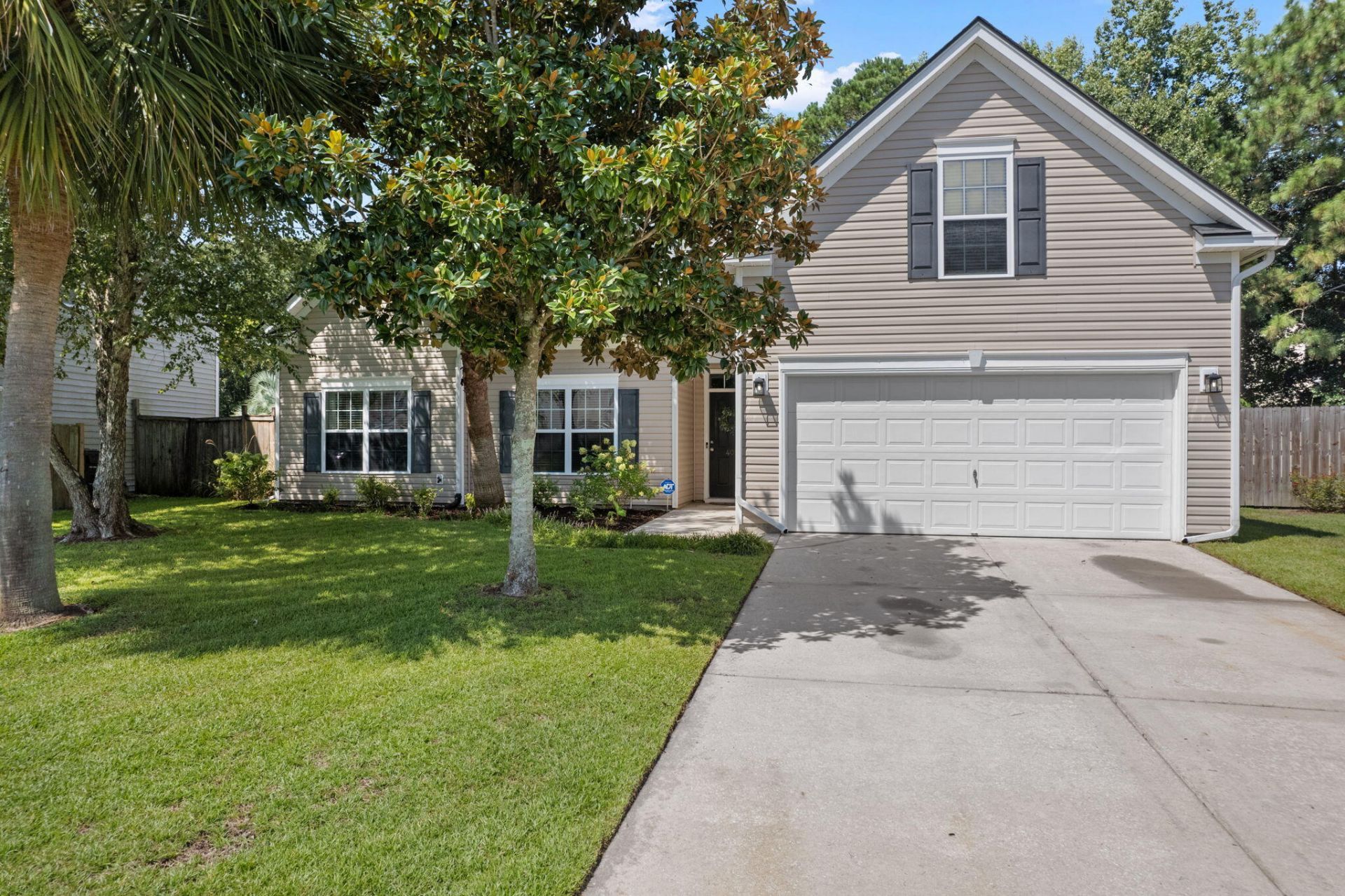 405 Sparkleberry Lane Photo 46