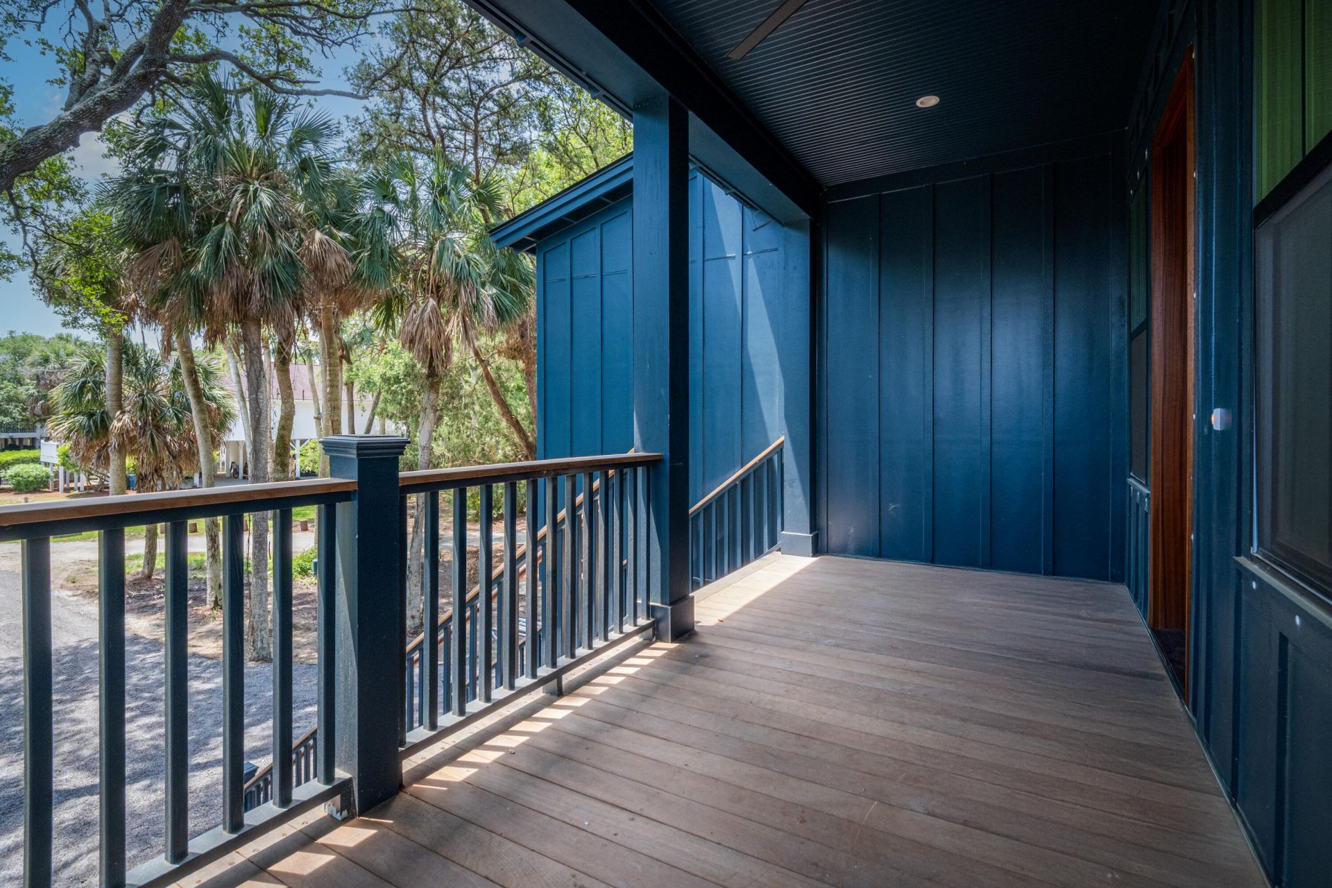 617 Dolphin Street Photo 10
