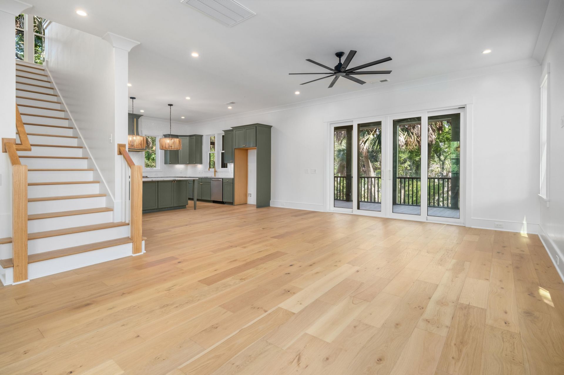 617 Dolphin Street Photo 14