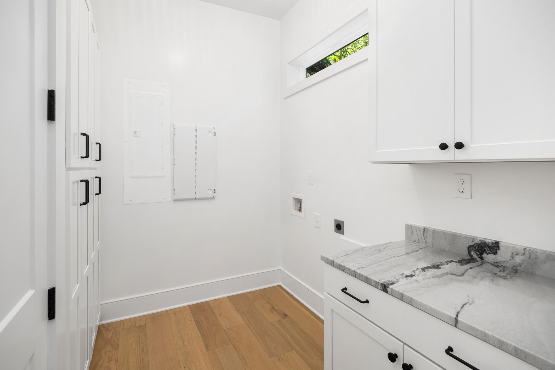 617 Dolphin Street Photo 23