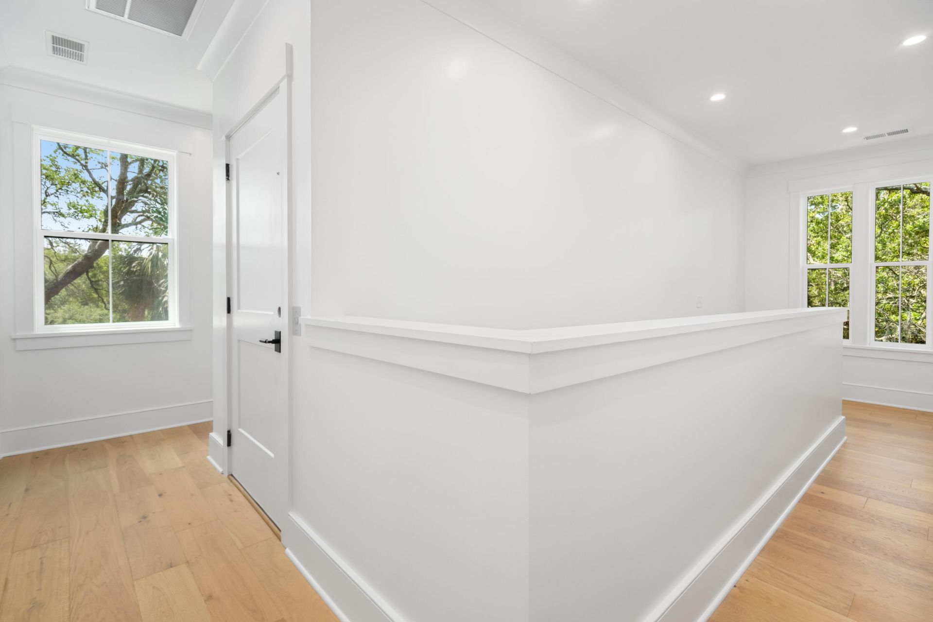 617 Dolphin Street Photo 29