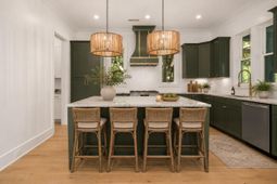 617 Dolphin Street photo 4