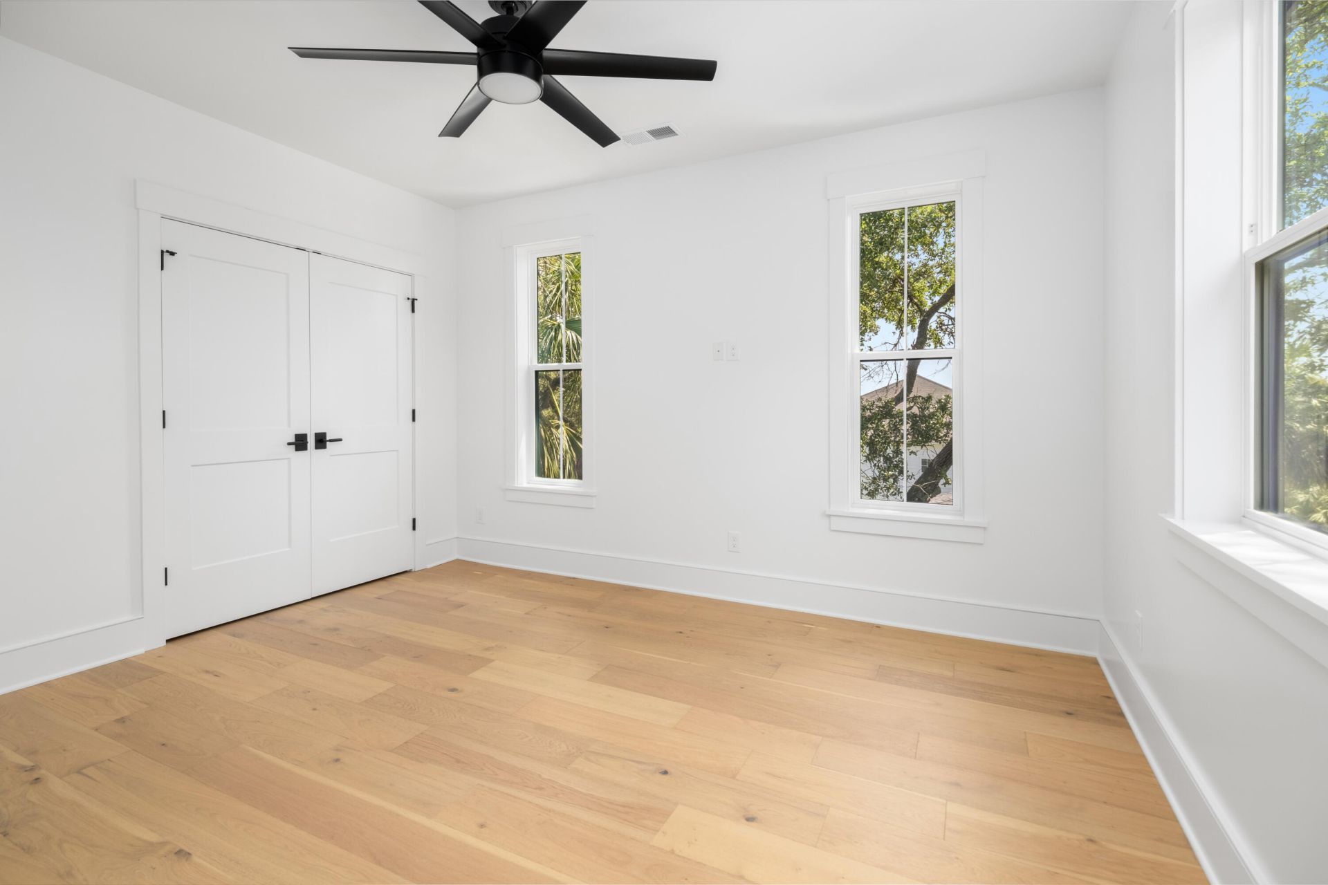 617 Dolphin Street Photo 40