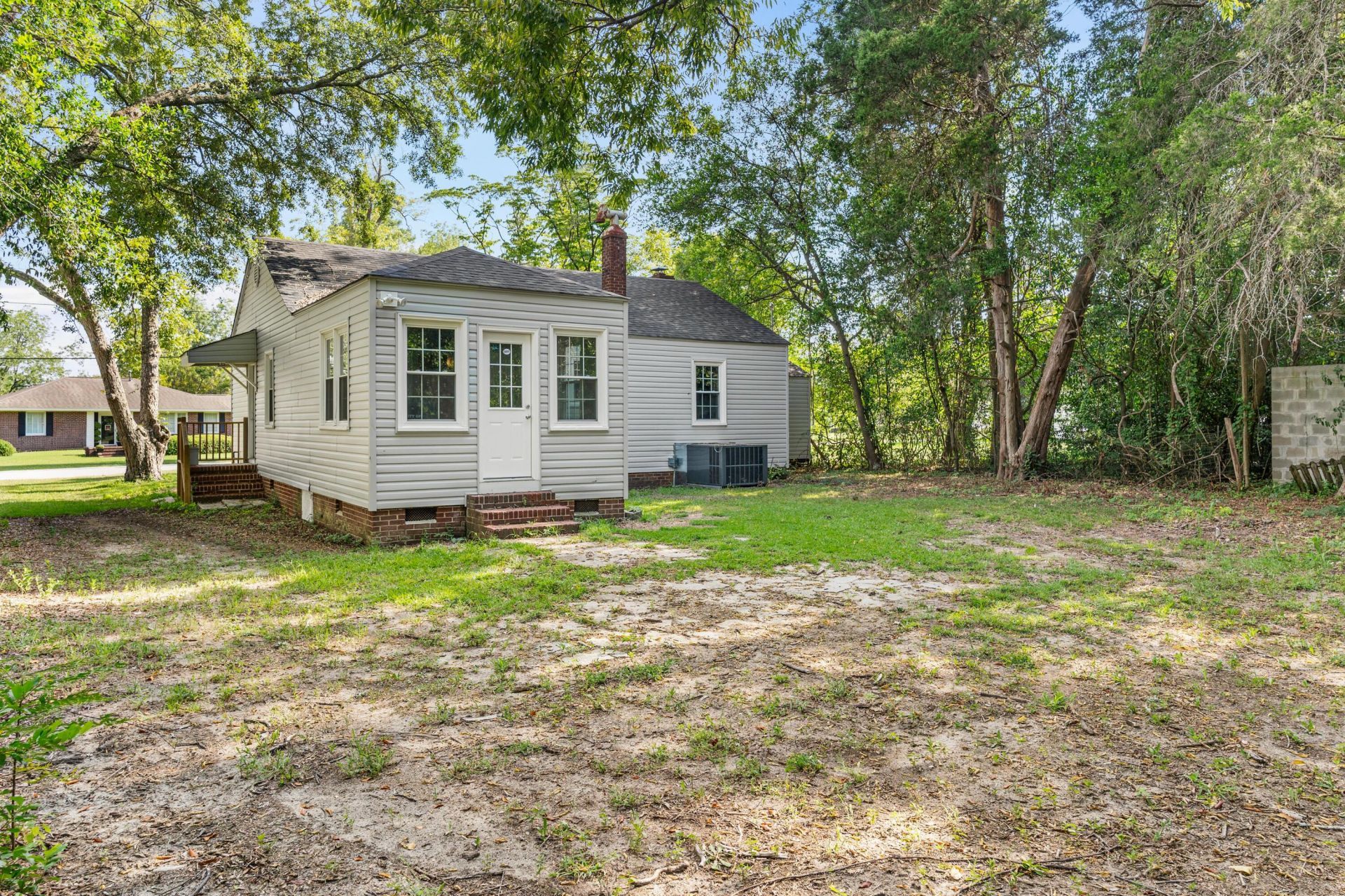 1123 Schley Street Photo 21