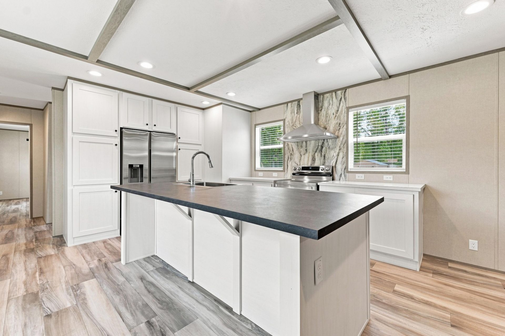 1145 Mandella Road Photo 5