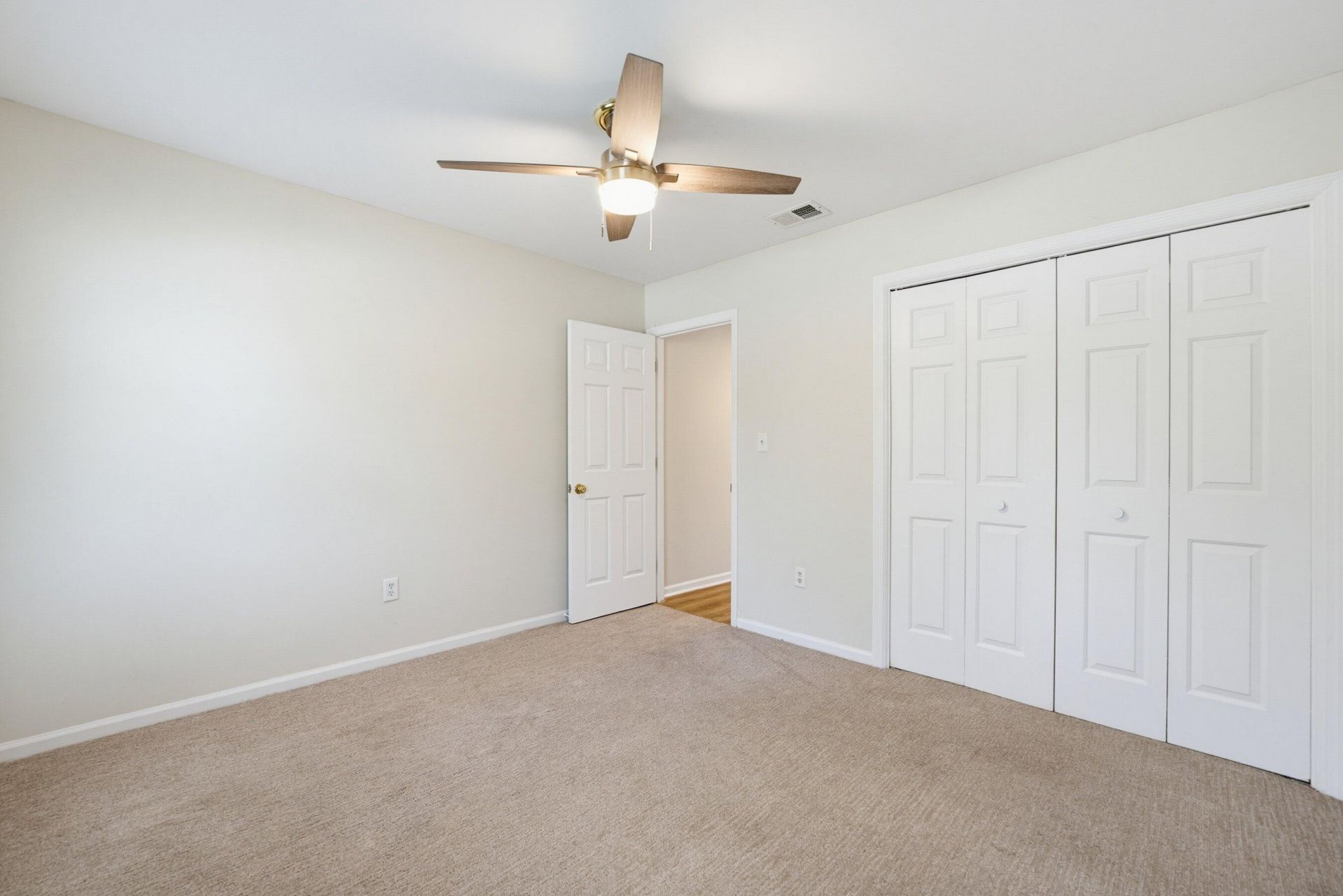 2610 Joshua Circle Photo 20