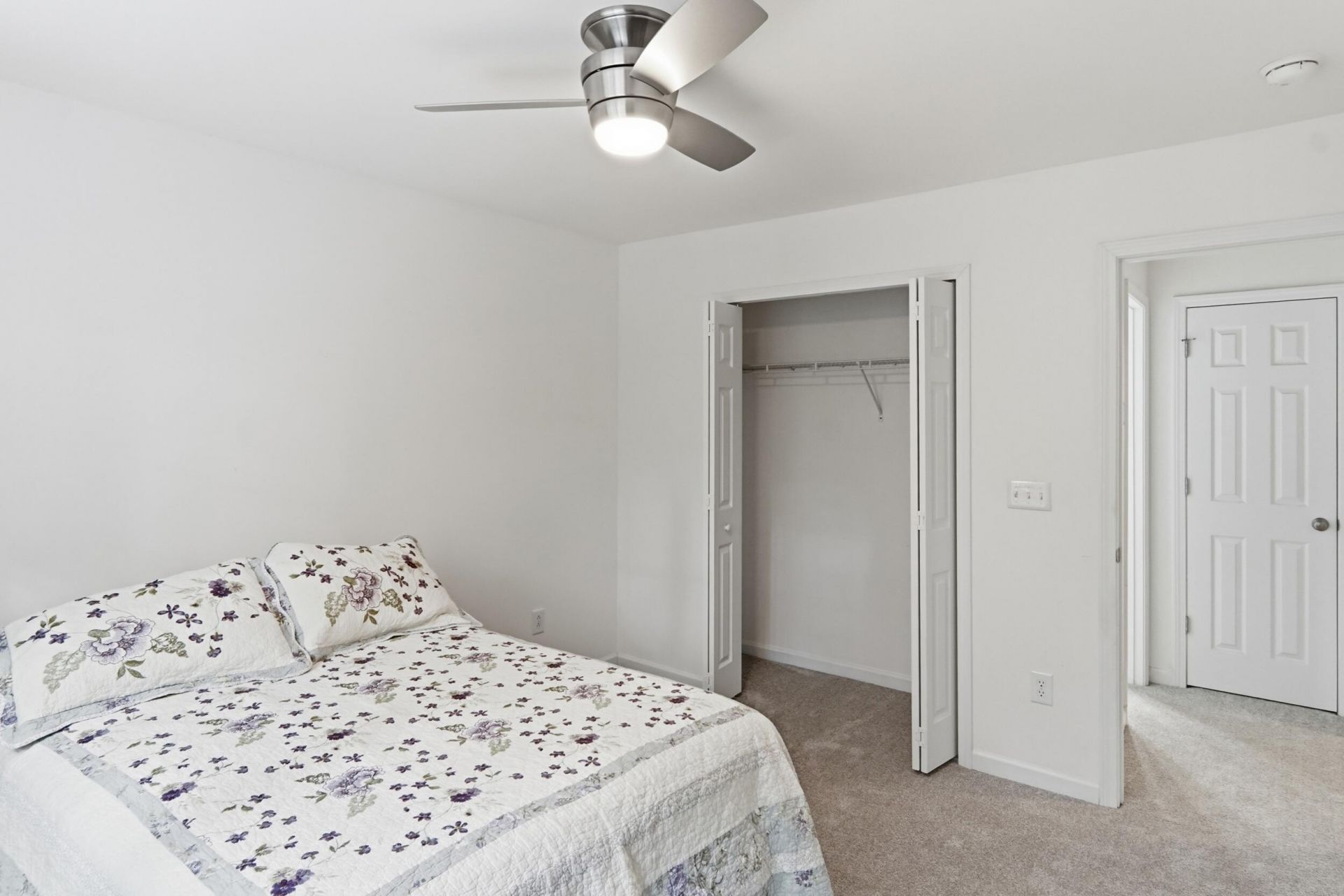 209 Jackson Street Photo 14