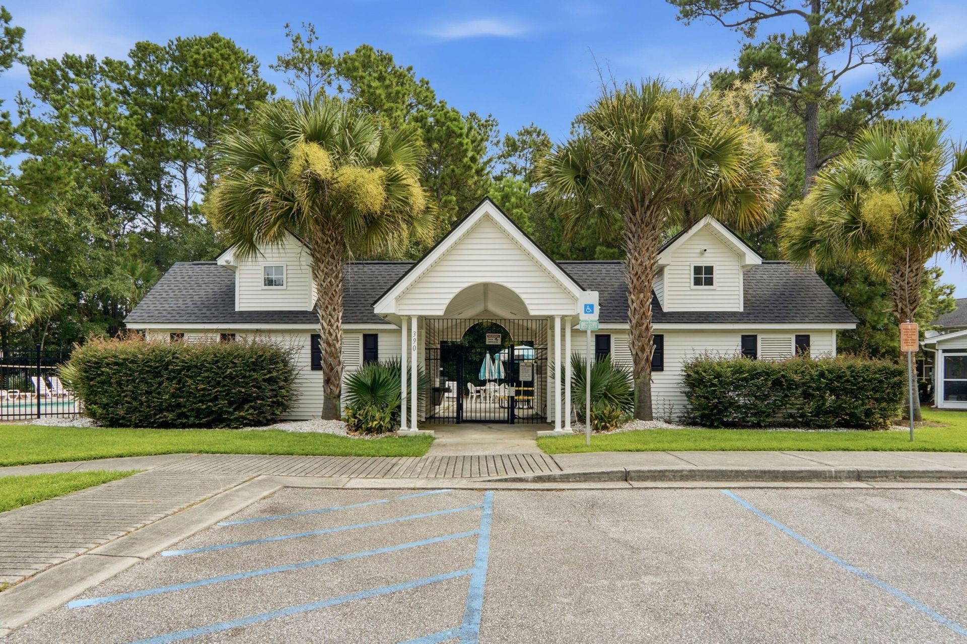 209 Jackson Street Photo 33