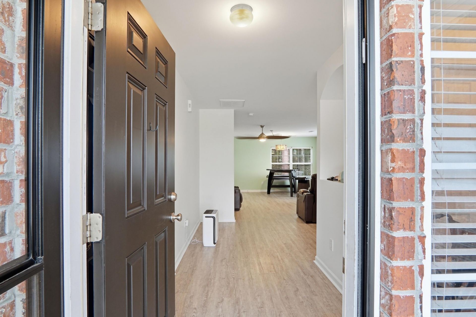 209 Jackson Street Photo 4