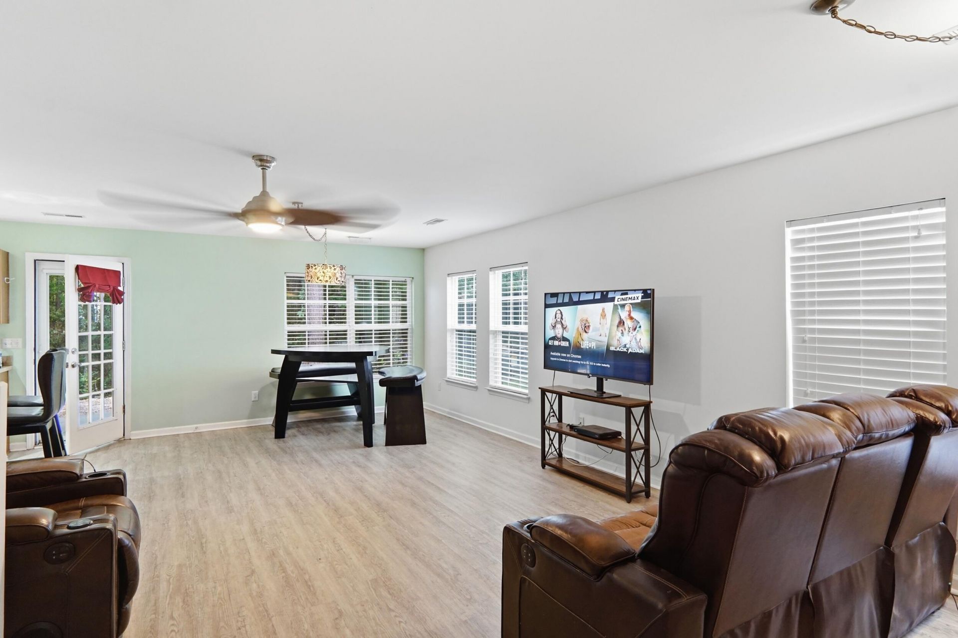 209 Jackson Street Photo 5
