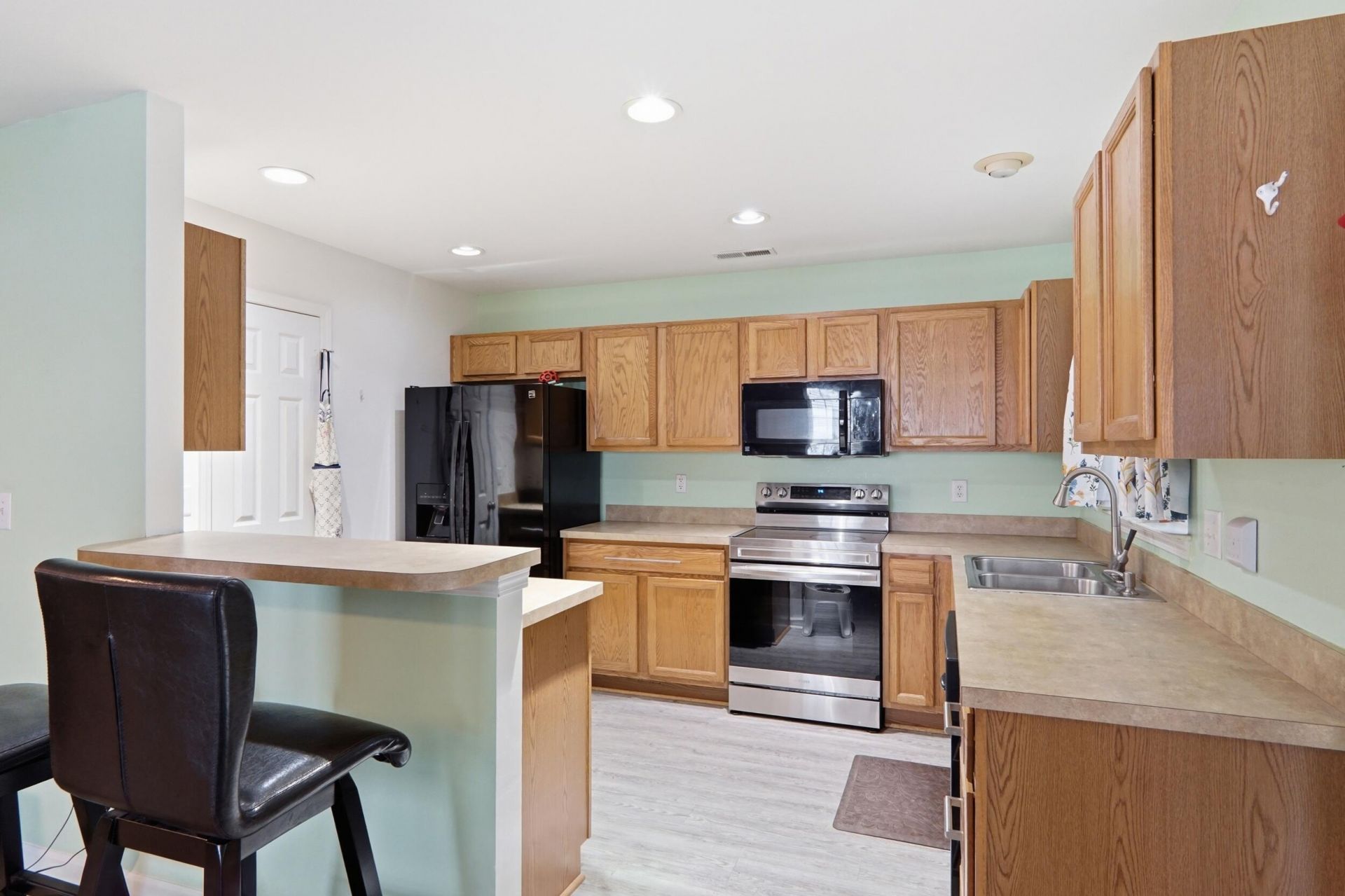 209 Jackson Street Photo 7