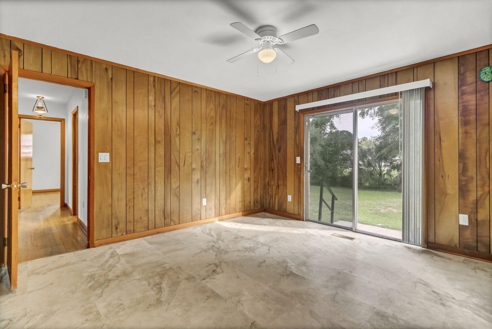 4220 Oakridge Drive Photo 10