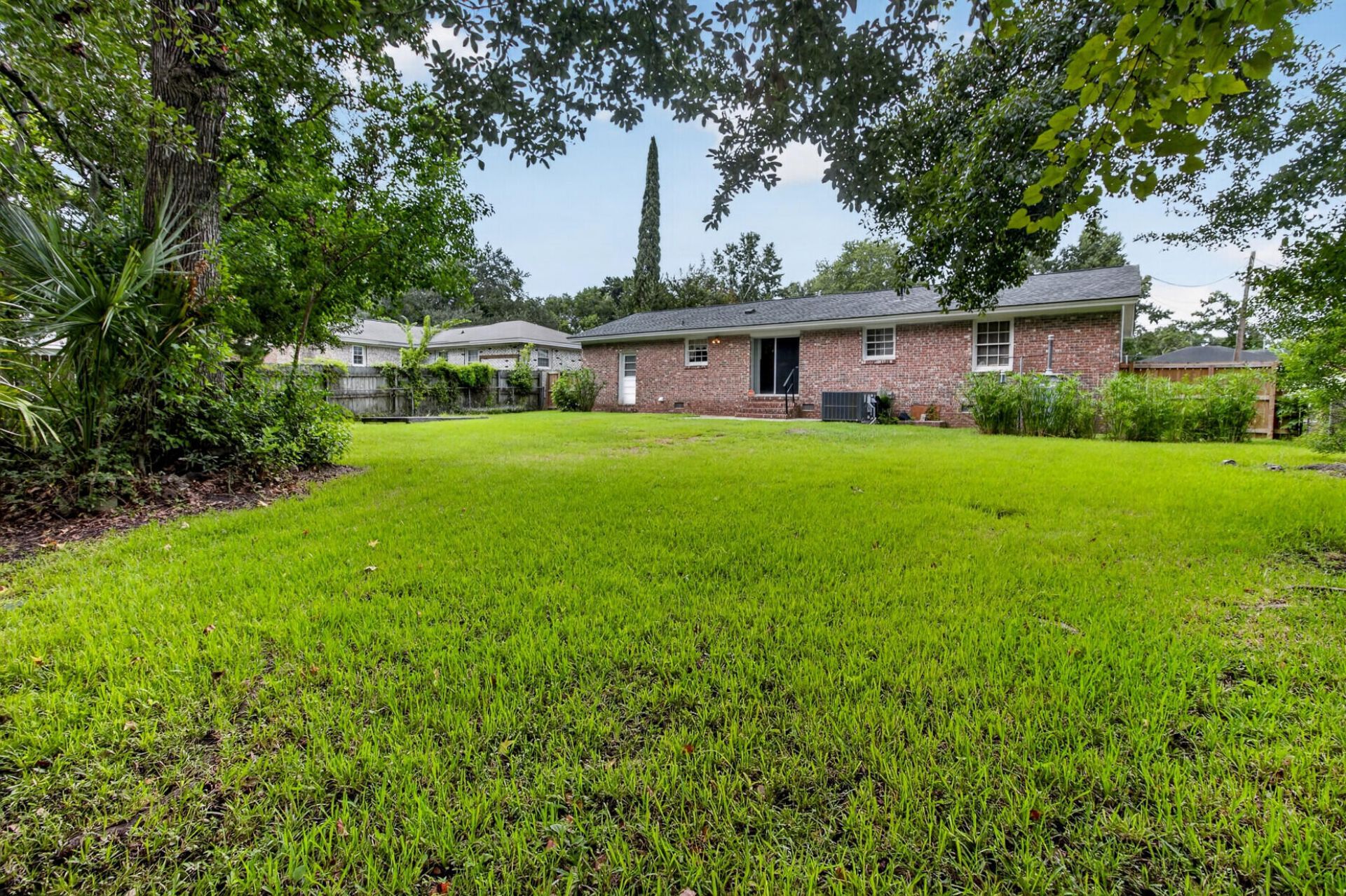 4220 Oakridge Drive Photo 30